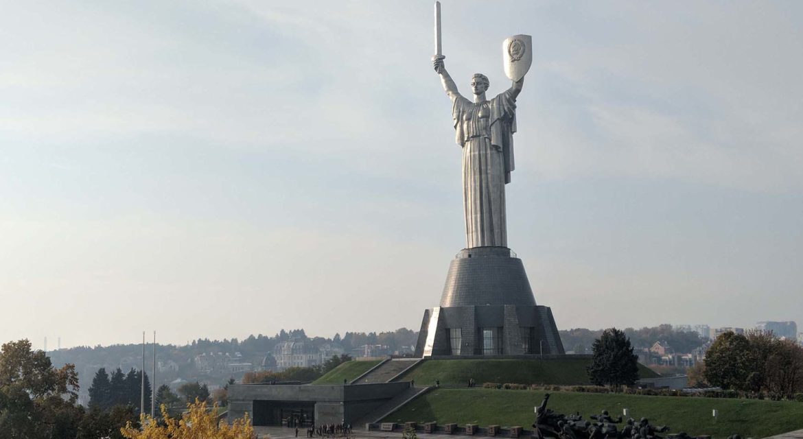 How the People's Friendship Arch and the Motherland Monument Could Help  Define Decommunization in Ukraine - The Monumentous
